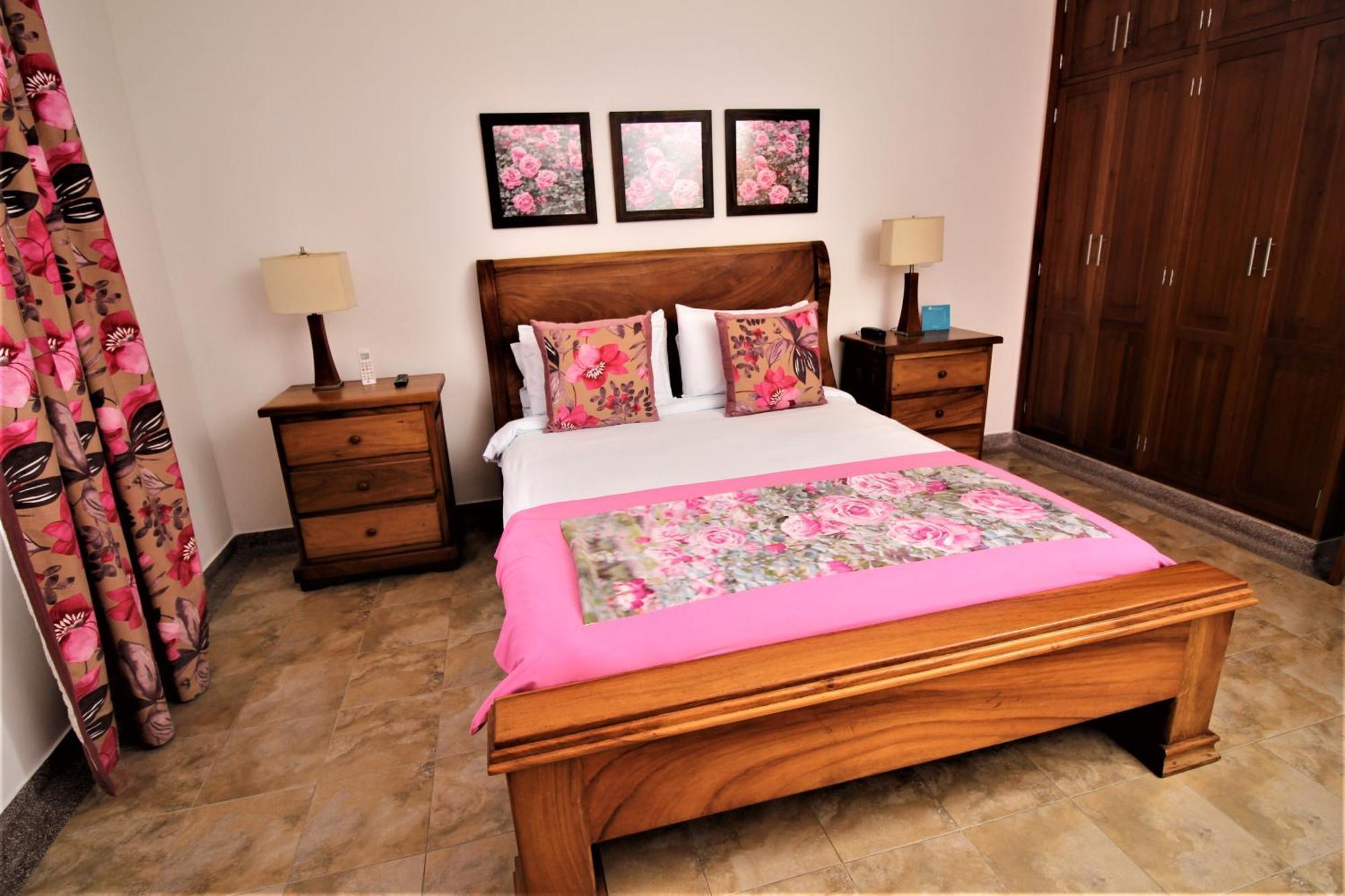 Amazilia Hotel Cerritos Екстер'єр фото